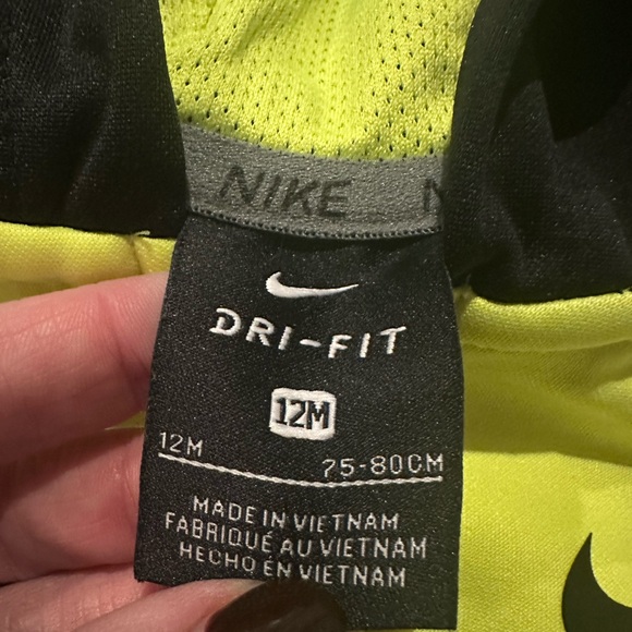 12 Month Nike Outfit - Picture 8 of 8